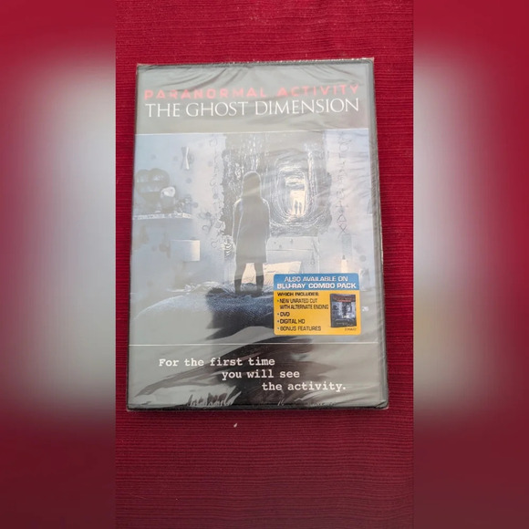 Paranormal Activity Ghost Dimension (NWT) - Picture 1 of 3